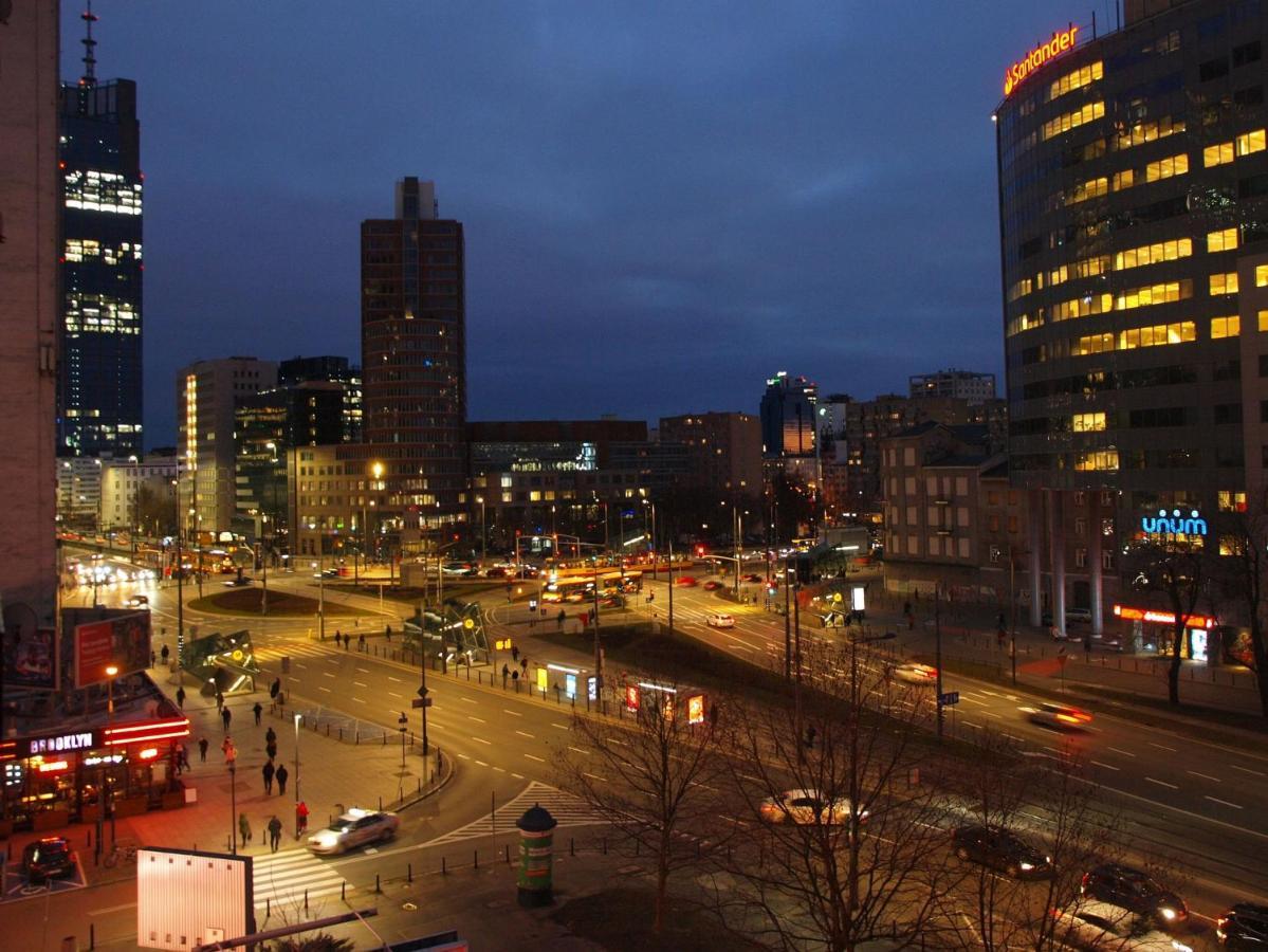 Apartament Rondo Onz Warsaw Luaran gambar