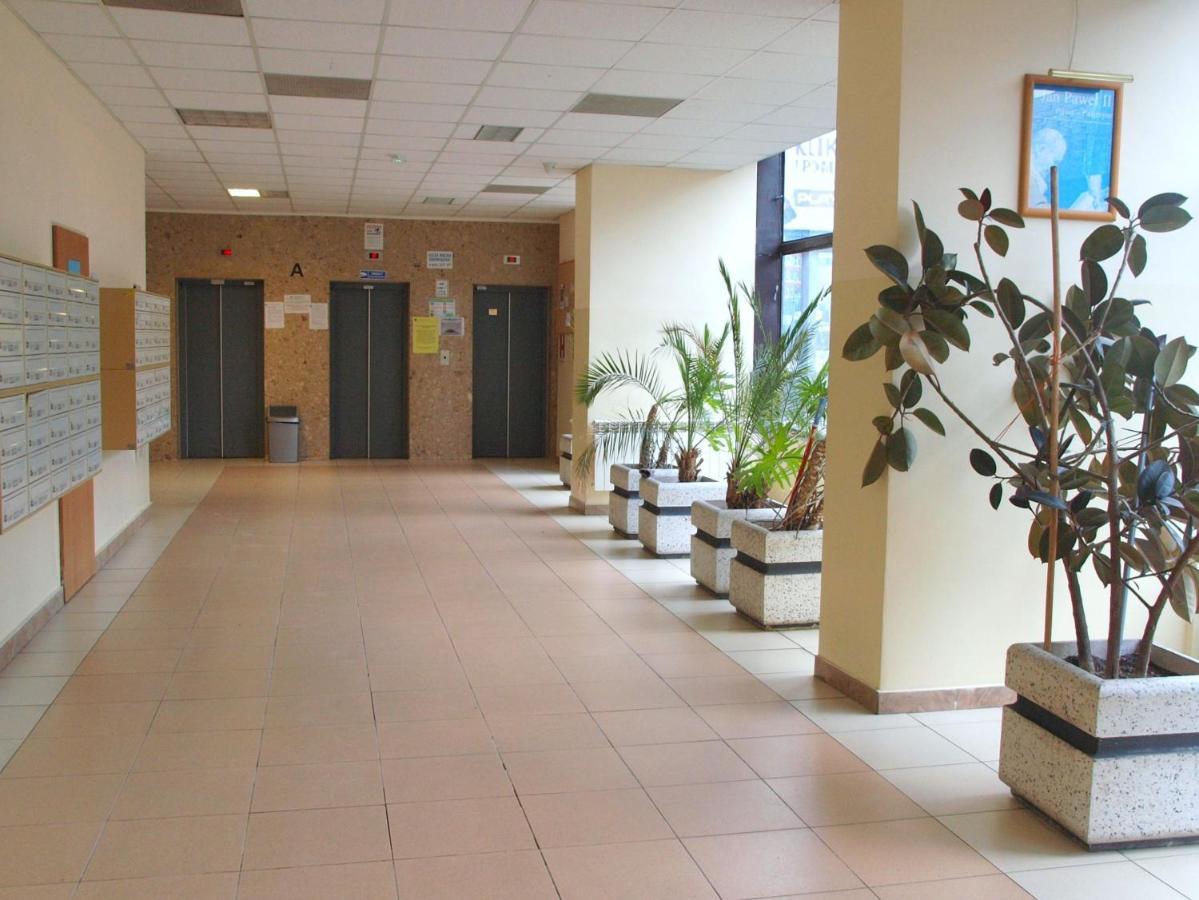 Apartament Rondo Onz Warsaw Luaran gambar