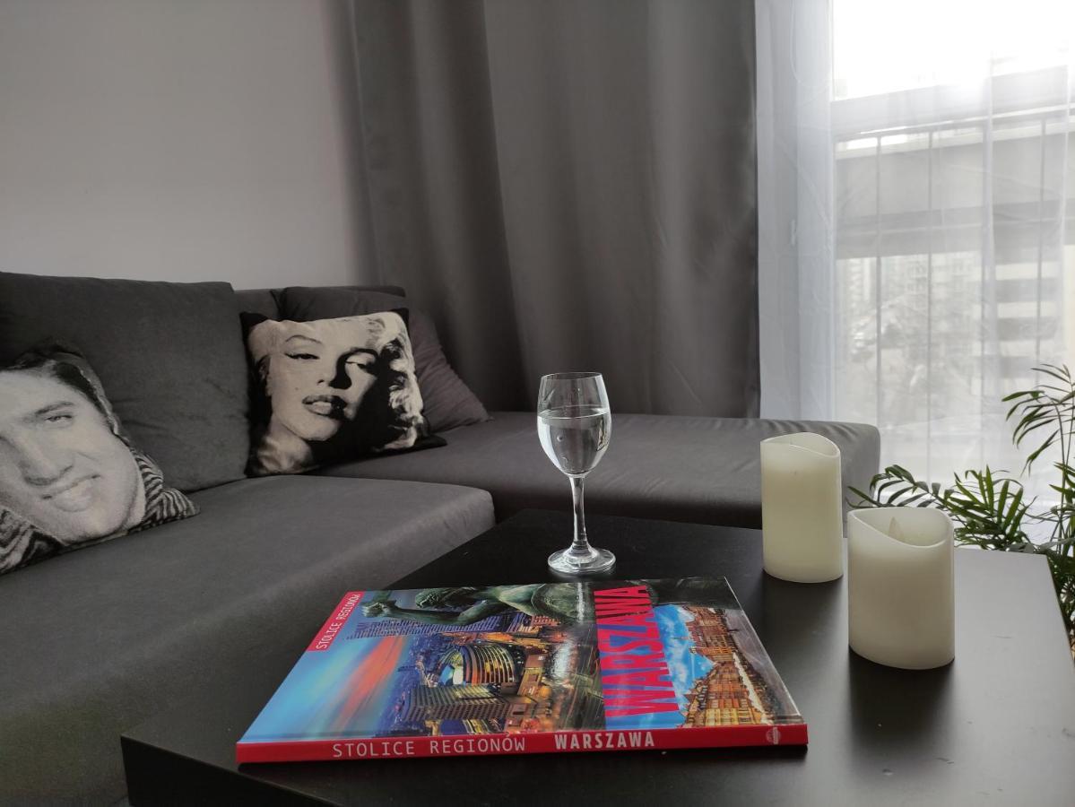 Apartament Rondo Onz Warsaw Luaran gambar