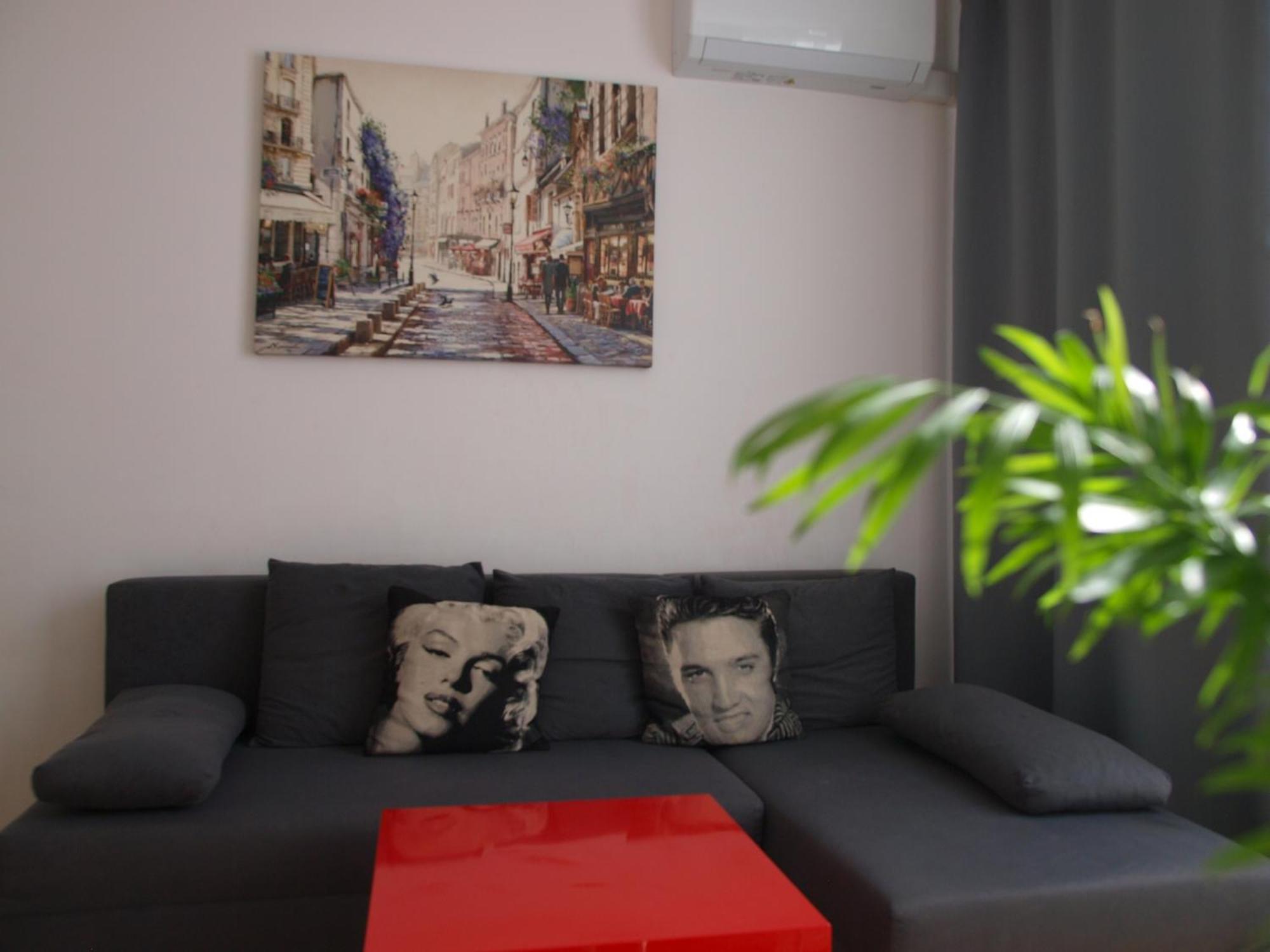 Apartament Rondo Onz Warsaw Luaran gambar